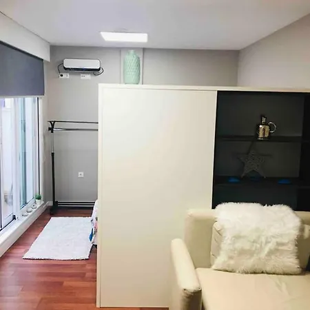 Loft Con Entrada Autonoma/terraza/wifi En Centro アパート ア・コルーニャ